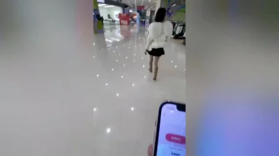 约人妻逛商场玩点刺激塞跳蛋购物哈哈哈
