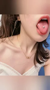娇妻初次3p非常成功（完整版看下面筒介）