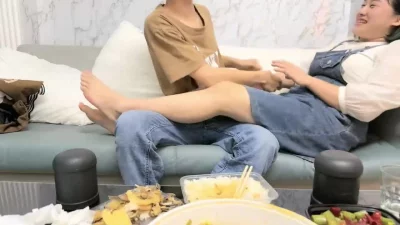 牛仔裤少妇微胖身材简直极品