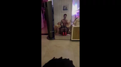 对镜后入青岛大学城巨乳研究生学姐，学姐可联系