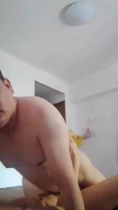 工厂普通人也想找绿帽夫妻骚女(有偿)