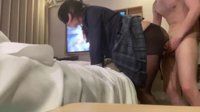 [原创]调教中py穿上黑丝袜狠狠后入她身体